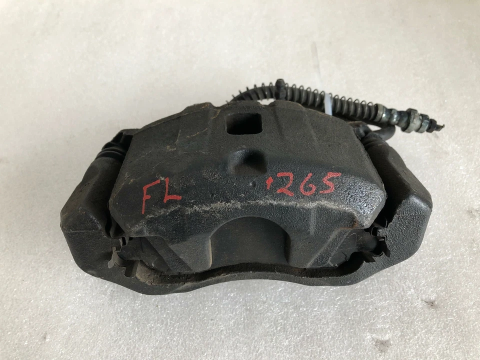 Сменный дисковый суппорт переднего левого тормоза 2002-2005 Mitsubishi Eclipse - Изображение 2 из 4