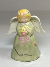 Ella Bella Angel Figurine Friendship Grows 2001 Blonde Hair Green Dress Bouquet