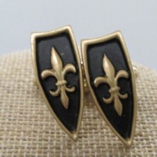 Fleur de Lis Coat of Arms Shield Gold Tone Vintage HICKOK USA Cuff Links Estate