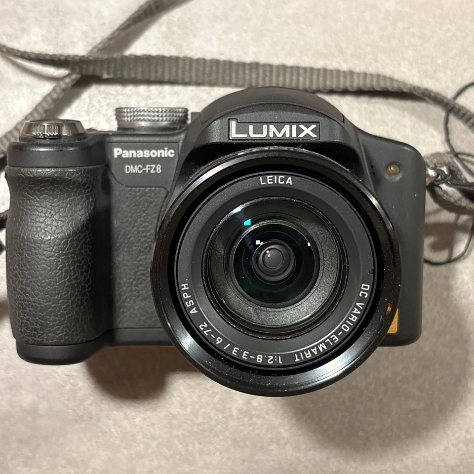Panasonic LUMIX DMC-FZ8 7.2MP Digitalkamera - Wie neu! Getestet - Bild 4 von 4