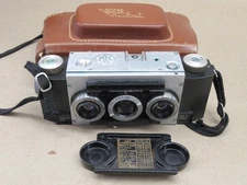 Vintage Stereo Realist David White Camera  with leather case