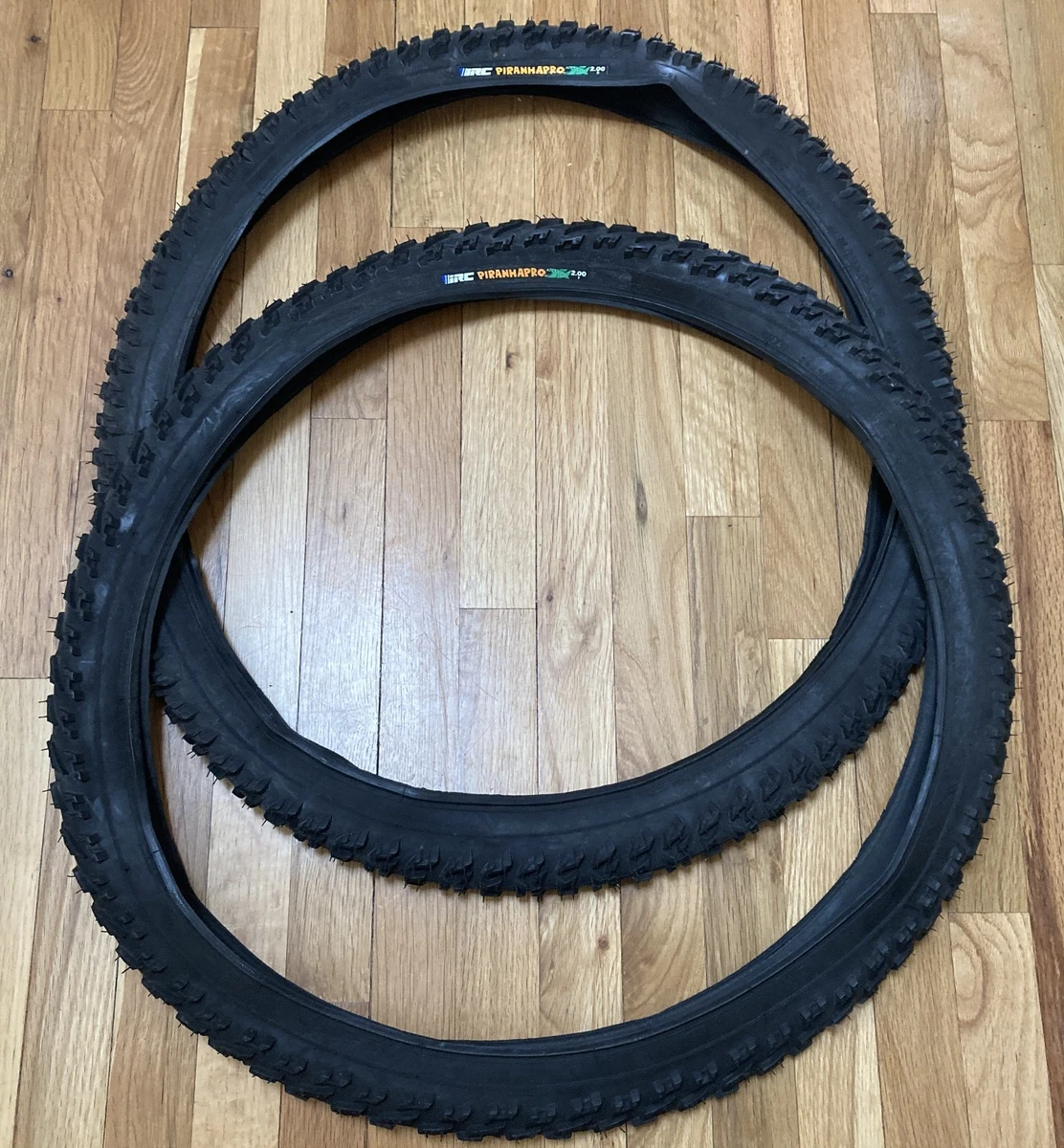 IRC ピラニアPRO IRC ピラニアPRO Piranha Pro Tires 2025 | ciclica.eu
