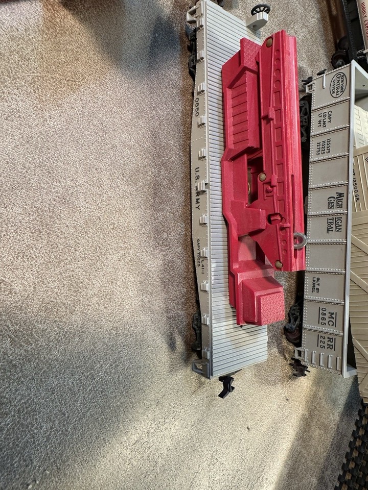 VTG Lionel HO Train Lot - Santa Fe Engine - Exploding Car - Transformer ...