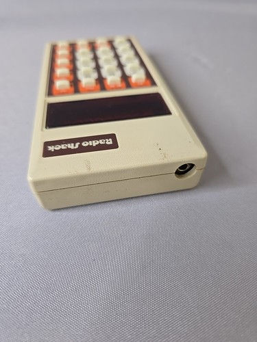 Calcolatrice elettronica NOS Radio Shack EC-415 testata funzionante - Foto 7 di 8