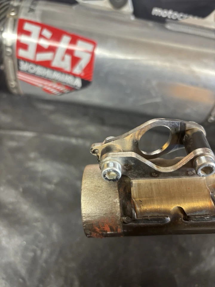 YOSHIMURA KTM/HUSQ 250/350 2019-2022/GAS GAS MC 250F RS12 leer descripción Foto 3 de 4