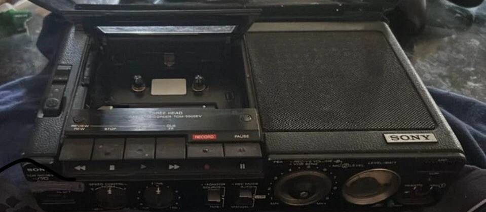 Sony TCM-5000EV Pressman Professional Portable 3-Head Cassette Recorder - Image 4 of 4