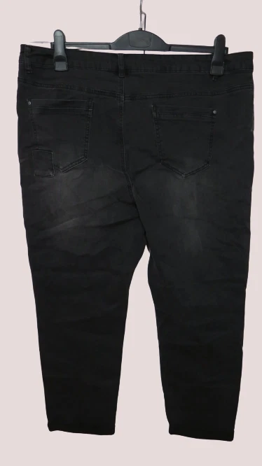 Pantalones de mezclilla EVANS Boyfriend Patches negros Reino Unido 22 L30 LN102 GG 06 Foto 2 de 3