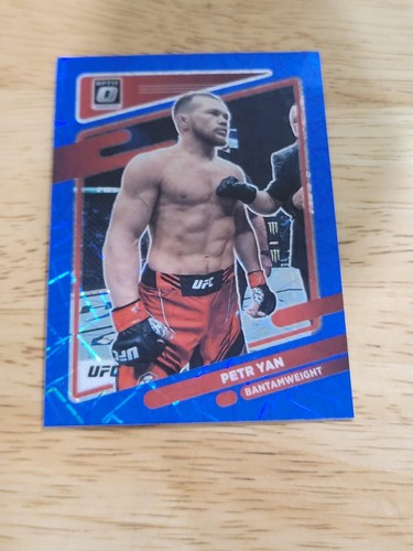2022 Donruss Optic UFC Blue Velocity #74 Petr Yan - 第 1/2 張圖片