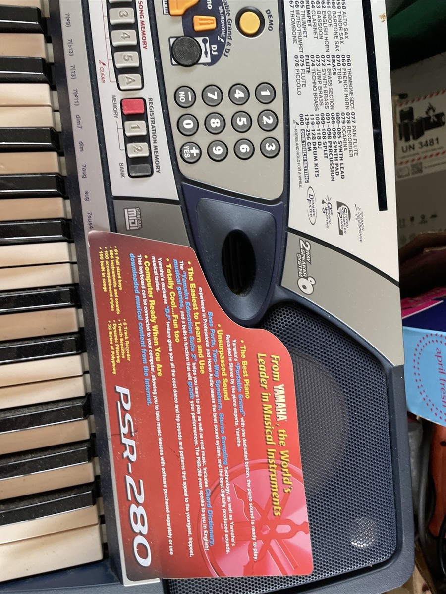 Yamaha PSR-280 portatone electronic keyboard 61 keys, 6 track 