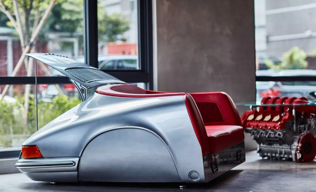 Porsche 901 Sofa (Bespoke order only) [Original Porsche Parts