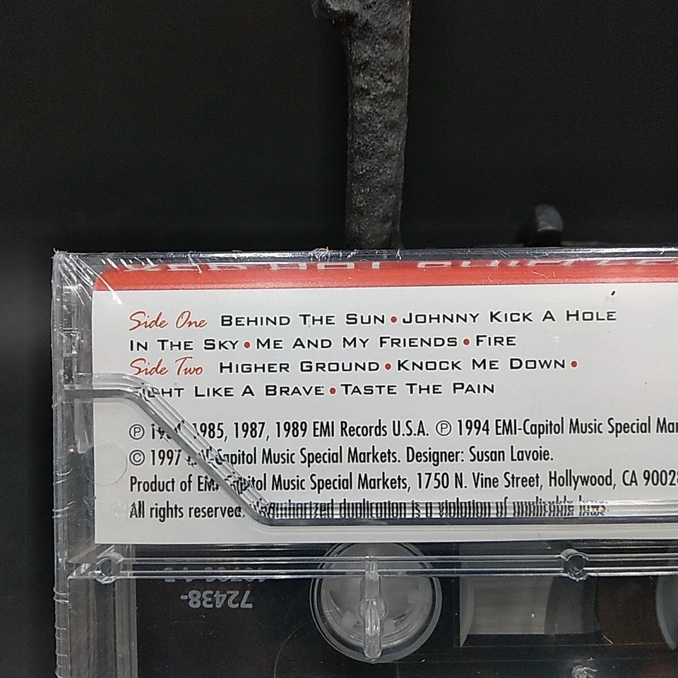 The Best of Red Hot Chili Peppers Cassette Tape & Case 1997 RHCP 90s Alt Rock - Image 3 of 4