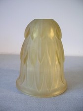 Ancien abat jour tulipe de lampe lustre luminaire en verre 13 cm