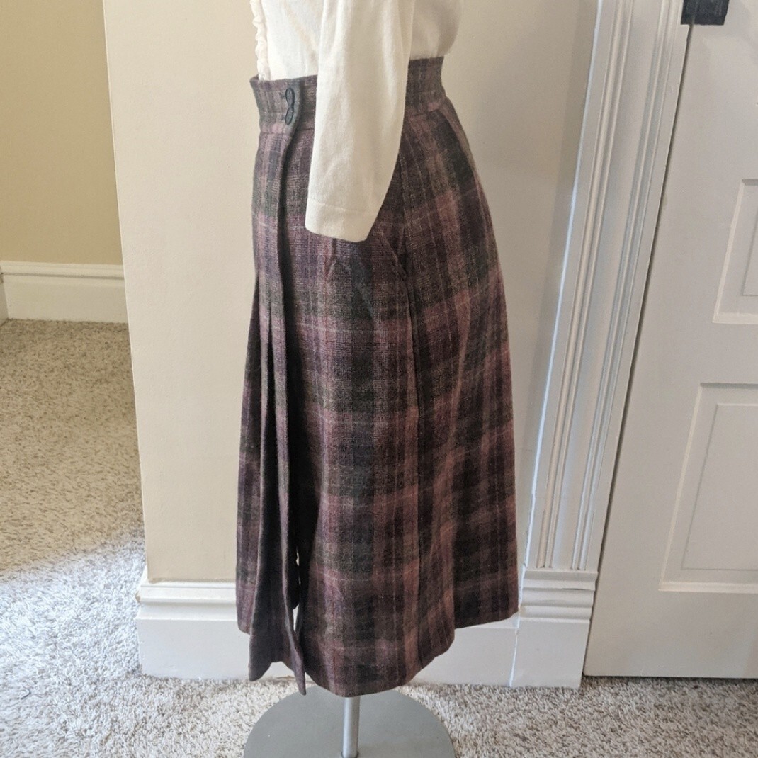 Gonna avvolgente vintage Yves Saint Laurent a maglia lana a quadri. Taglia 6