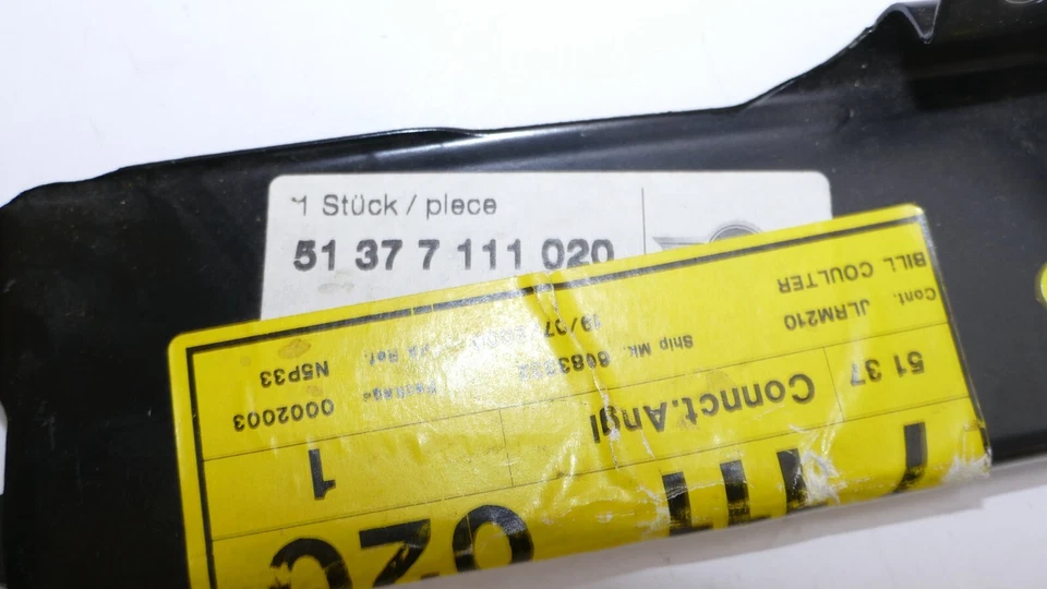 Mini Connection Angle for Rear Right Electric Window 51377111020 - Image 4 of 4