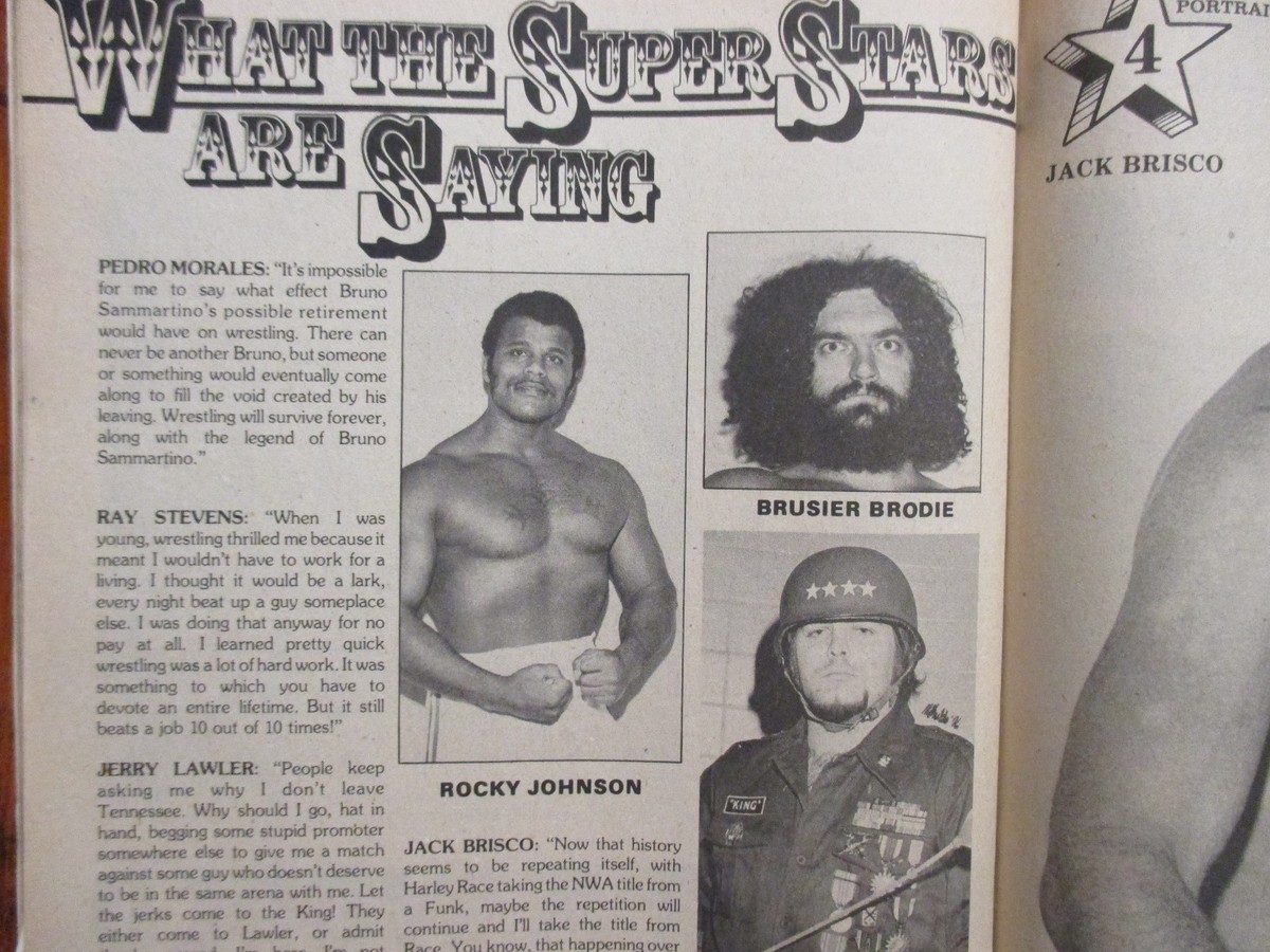 1977 Wrestling Super Star Mag(ROCKY JOHNSON/DWAYNE JOHNSON/THE