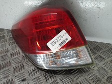 Feu arrière Subaru OUTBACK