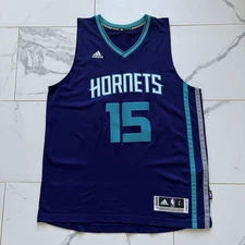 Charlotte Hornets Kemba Walker #15 Jersey Adidas NBA Men’s Size L Purple Teal