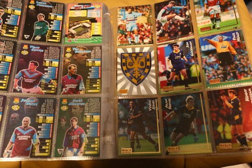 FOOTBALL 1995 MERLIN ULTIMATE COMPLETE SET 240 TRADING CARDS IN SLEEVES ROOKIES - Picture 8 of 9