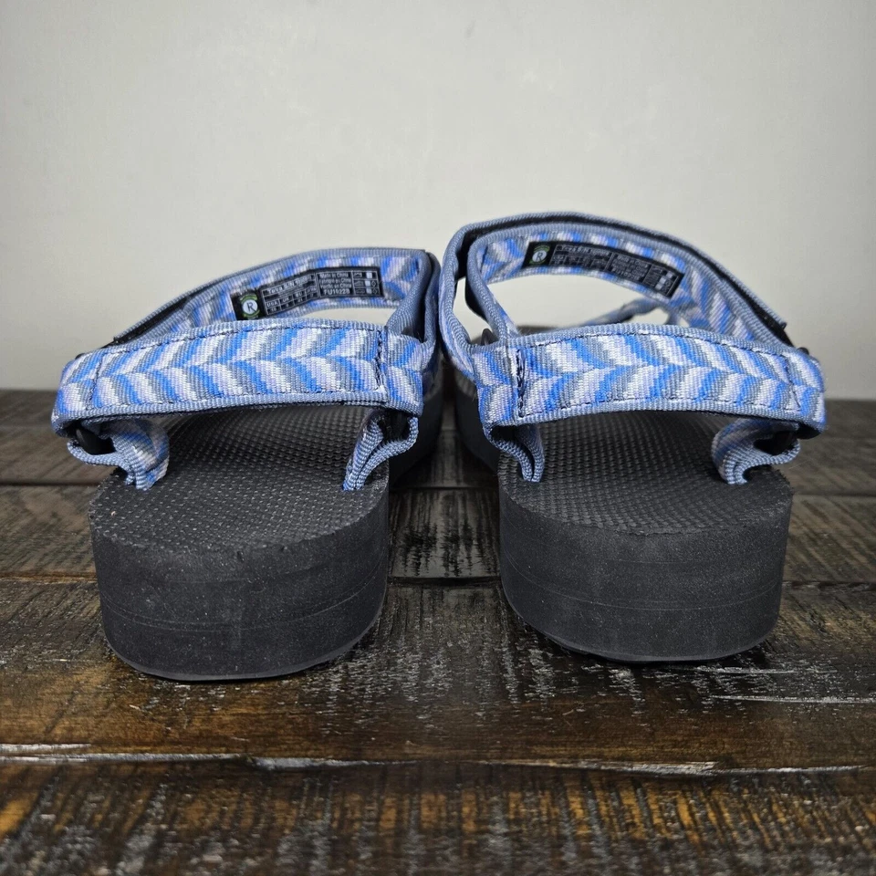 Женские туристические сандалии Teva средней формы универсальные размер 10 для улицы синие серые черные - Изображение 4 из 4