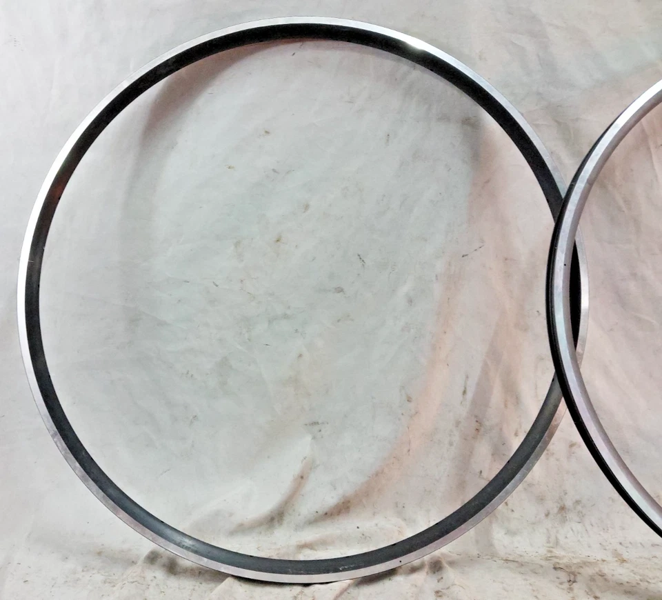 Juego de llantas de bicicleta de carretera Bontrager Affinity TLR 700c negro 18S freno de llanta de doble pared ~ Foto 3 de 4