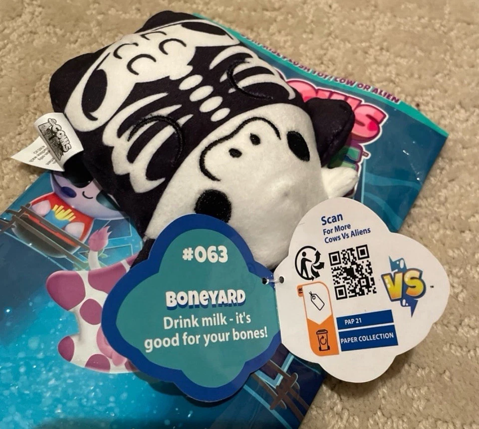 Cows vs aliens Boneyard - Image 2 of 3