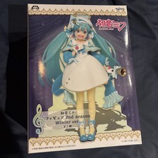 Vocaloid Hatsune Miku 2nd Season Winter Version Taito Figure Open Box US based