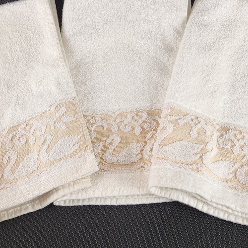 Dundee Hand Towels Set of 3 White Beige Swans Textured Cotton Blend USA Vintage - Imagen 9 de 13
