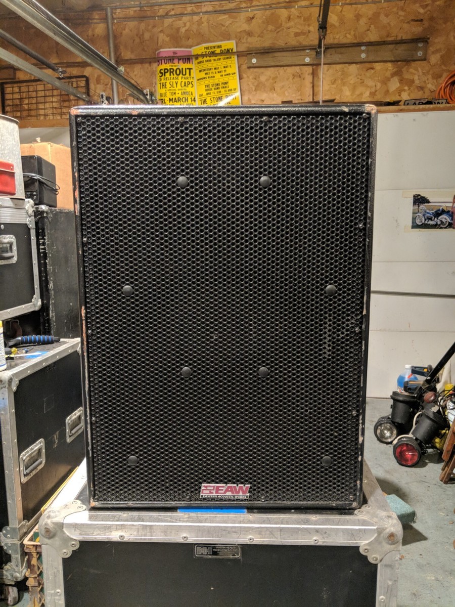 EAW (Eastern Acoustic Works) JF560e Loudspeaker Pair with Custom Flight Case