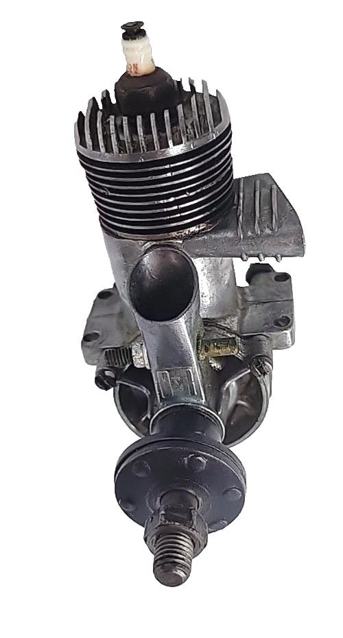 Motor de gasolina vintage RC Ohlsson & Rice años 40? Foto 3 de 4