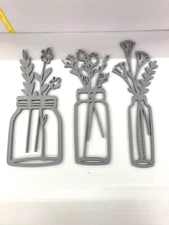 Wall art set of 3 flowers in gray