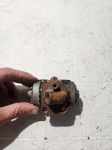 NOS DELCO 5300956 CHEVY TRUCK WHEEL CYLINDER 1936 MADE IN U.S.A. - Picture 3 of 3