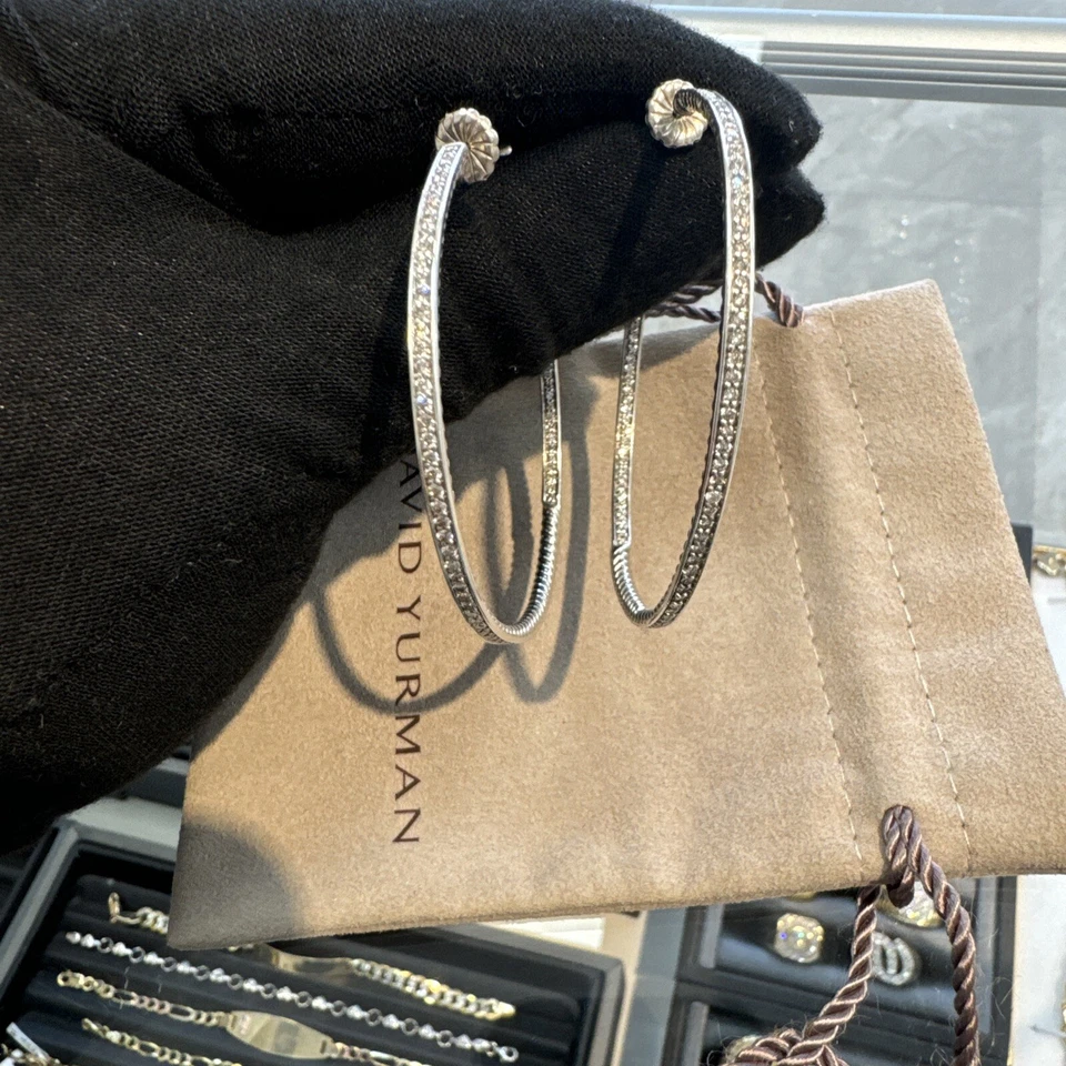 Aros de plata David Yurman pavé diamante Foto 3 de 4