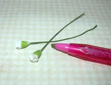 Miniature Pair of Loose Stems, MINI WHITE Carnations: DOLLHOUSE 1:12