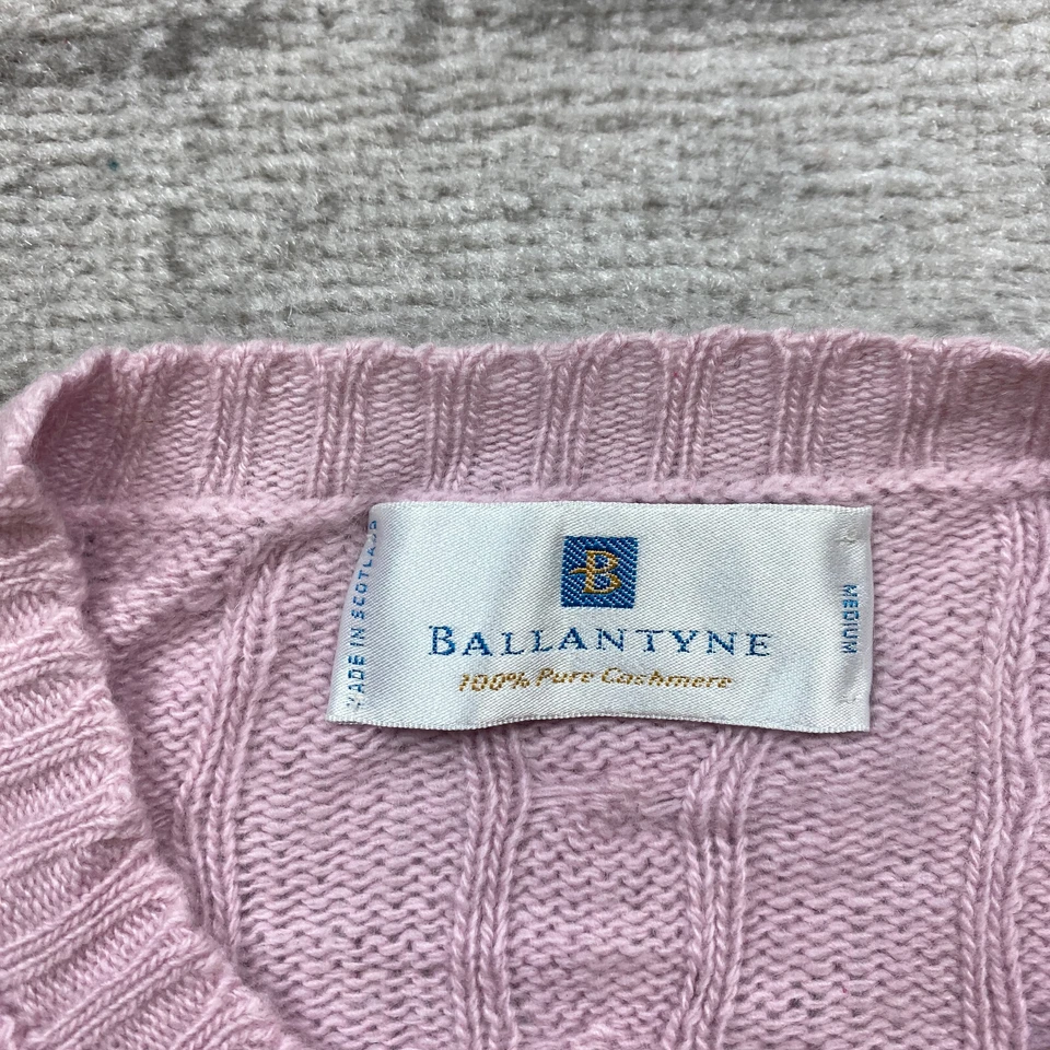 Suéter Ballantyne Cashmere Damas Medio Púrpura Tejido con Cable Preppy Informal Para Mujer Foto 4 de 4