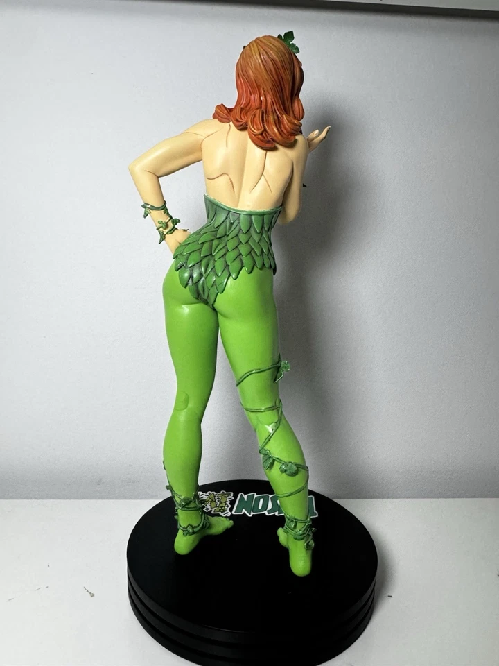 DC Direct Cover Girls Posion Ivy Frank Cho Statue NIB - Image 4 of 4