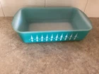 Vintage Australian Pyrex AGEE Turquoise White Spears/Picket Casserole Dish COB4
