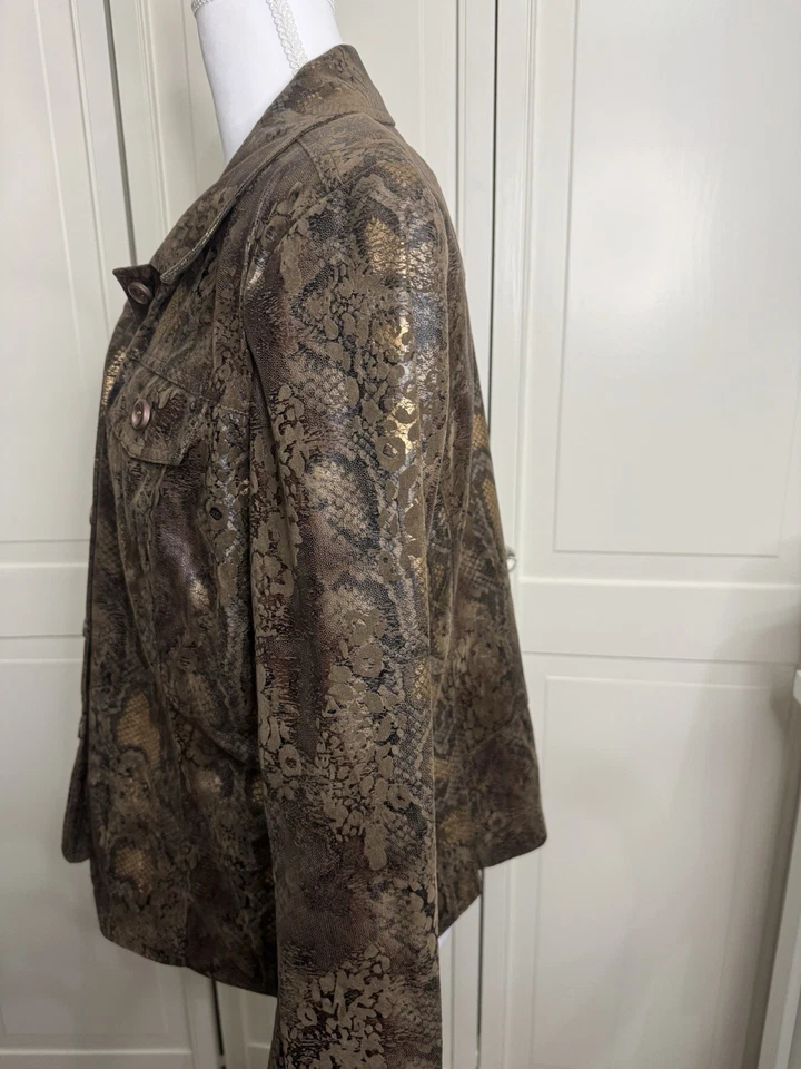 Женская куртка-блейзер Erin London коричневая золотистая змеиная кожа с принтом на подкладке размер Petite L - Изображение 3 из 4