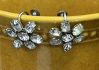 Vintage Flower Clear Rhinestone Screw Back Earrings Silvertone — photo 2