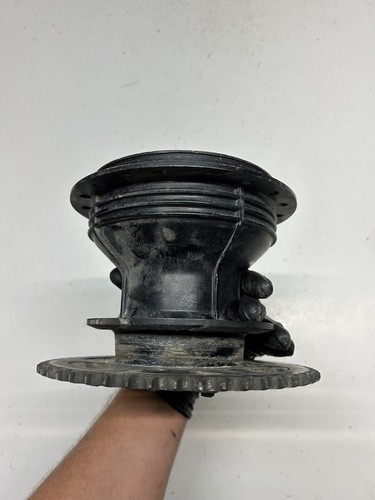 1990 90 Yamaha RT180 RT 180 rt Rear Back Wheel Hub Drum Brake 45 Tooth Sprocket - Picture 6 of 10