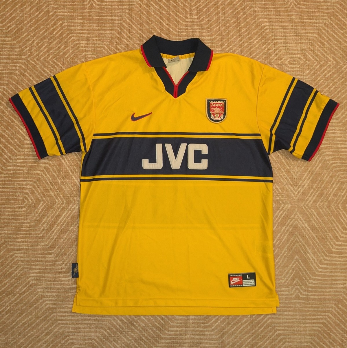 Nike Arsenal JVCロゴ 96-98 サイズM表記 s-l400.jpg