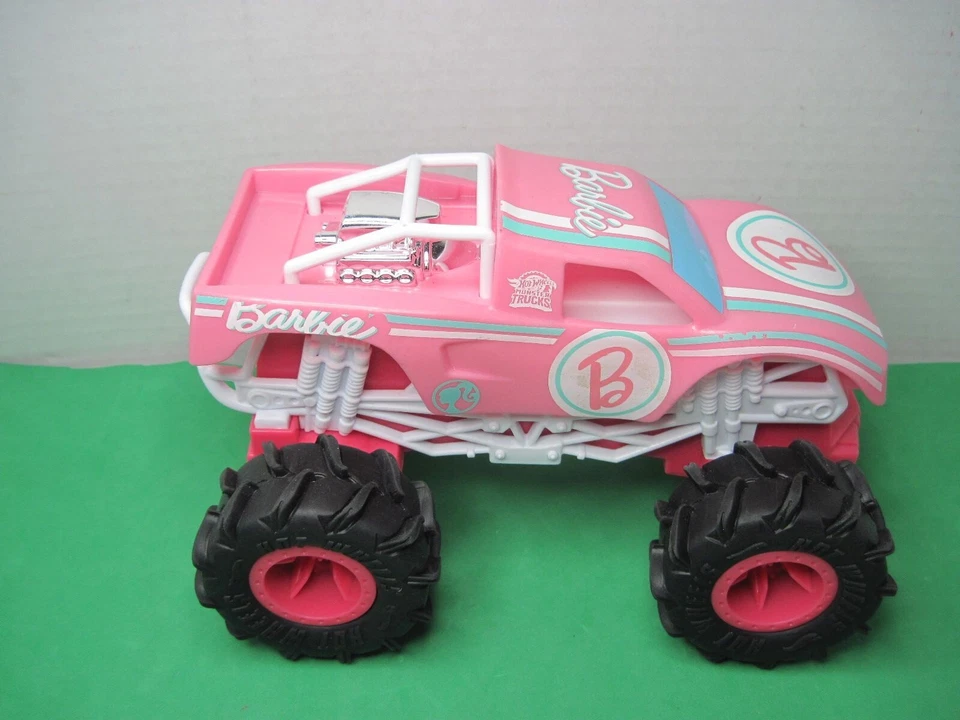 Hot Wheels Barbie Monster Truck 2.4 GHz R/C 1:24 Scale No Remote - Image 3 of 4