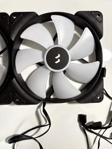 2 pack - Fractal Design Aspect 12 RGB PWM 140mm Fans - Afbeelding 2 van 3