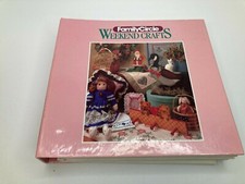 Family Circle Weekend Crafts 2 Binders 63 Pattern Sheets  Instruc Incomplete 