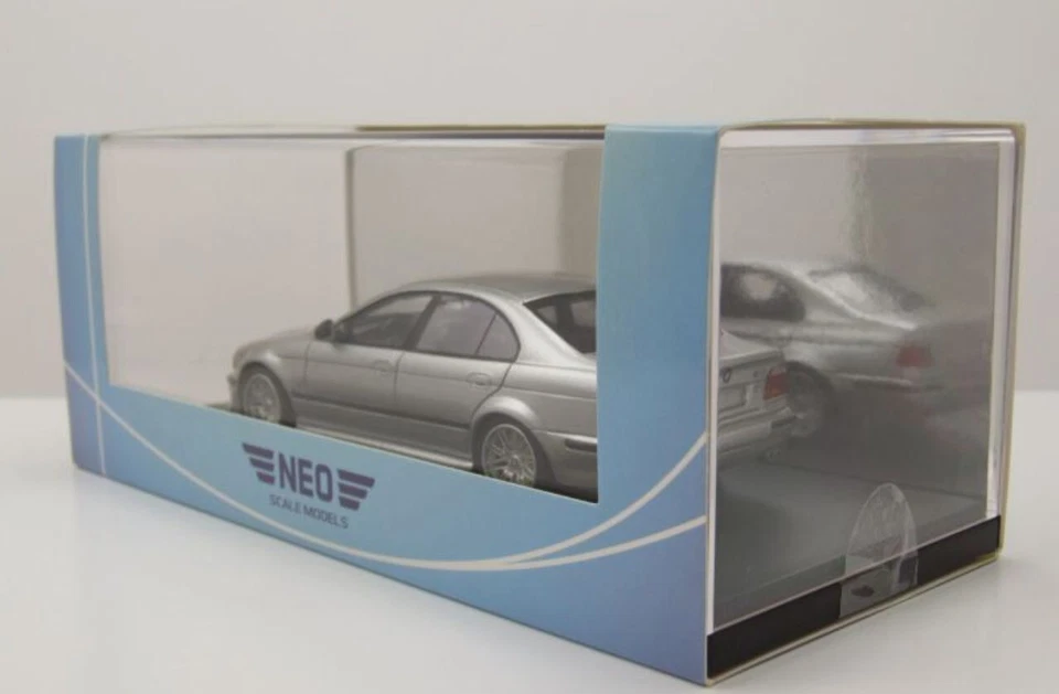 BMW M5 E39 ARGENTO 2002 ARGENTO NEO 49583 1:43 RESINA 5 SERIE 5ER - Immagine 2 di 4