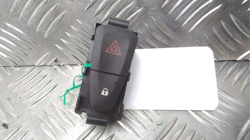 Commutateur De Feux De Détresse Pour Renault Master 2 (07/1998 à 01/2010) - Bouton Poussoir, Réf 6037P-30