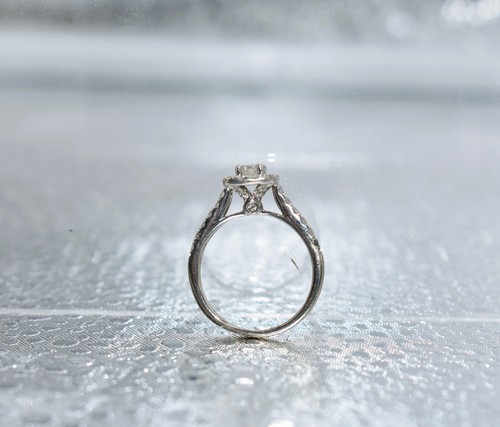 1/2 CT TDW White Diamond Solitaire w/Halo 10 K White Gold Engagement Ring 2.4 g - Picture 11 of 20
