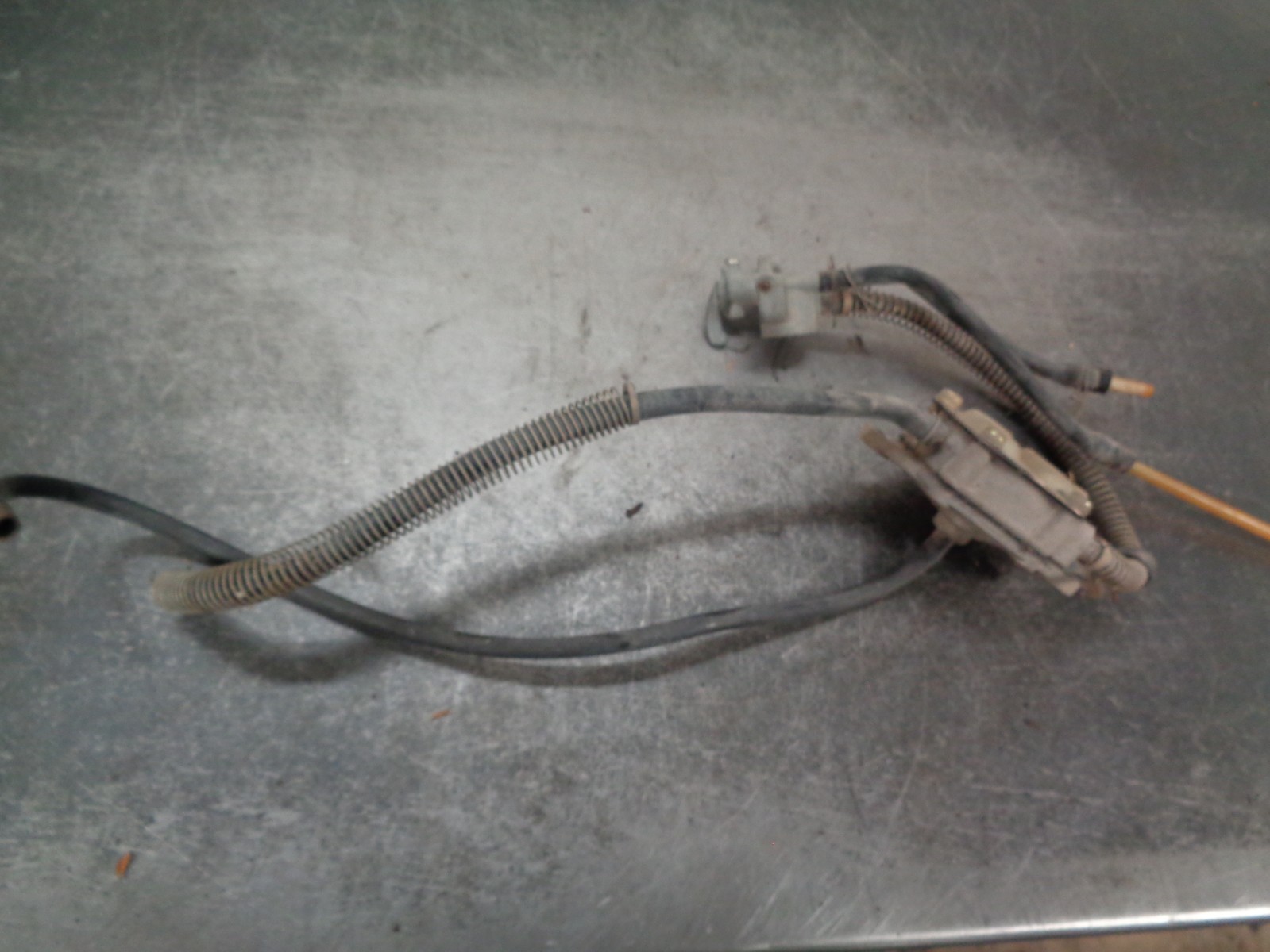 1987 87 Suzuki LT185 Quadsport LT 185 Body Engine Fuel Pump Injection