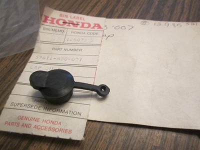 Honda VF 750 Dust Cap New #53611-MB0-007