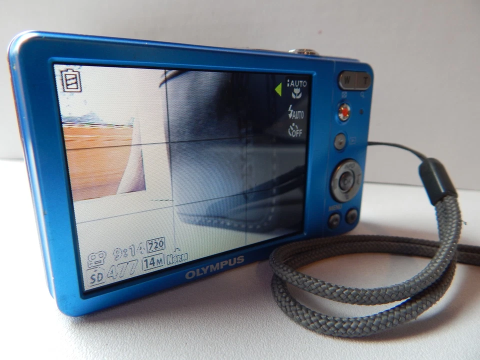 Olympus VG-120 Blue digital camera 14 MP 5x wide-angle lens, HD  tested. - Image 4 of 4