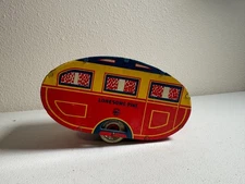1940's MARX LONESOME PINE TRAVEL TRAILER CAMPER VINTAGE TIN TOY PULL BEHIND Nice